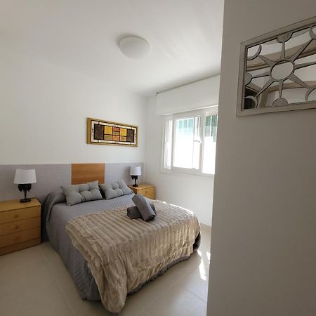 Chalet Adosado Acogedor Busot Alicante Esterno foto