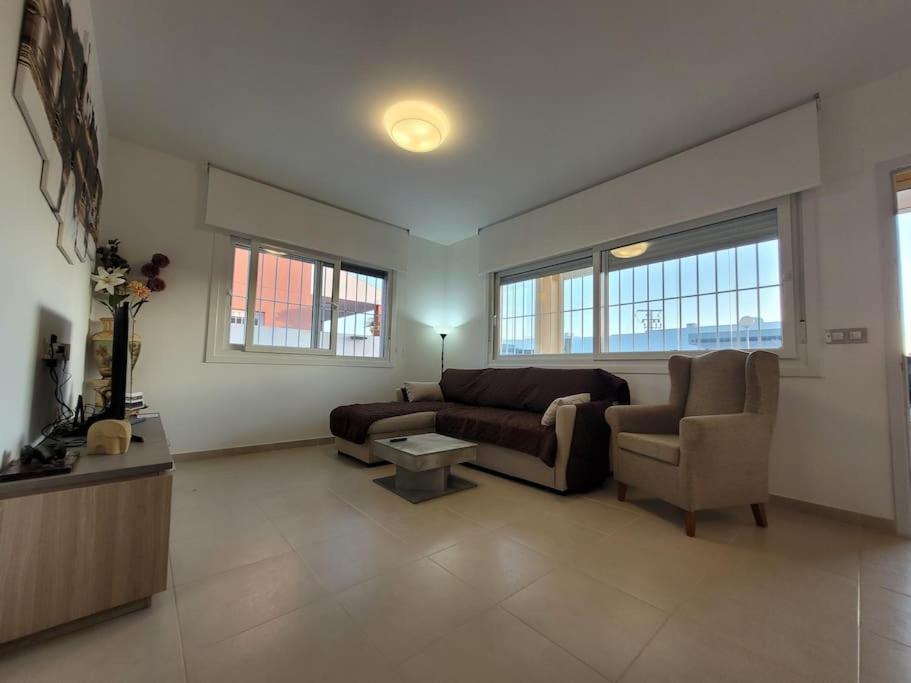 Chalet Adosado Acogedor Busot Alicante Esterno foto